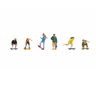 250315 Noch skateboarder 15889.jpg